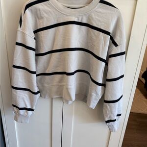 SOLD Lululemon Striped Women's boxy waist cropped Sweatshirt. Sz 8